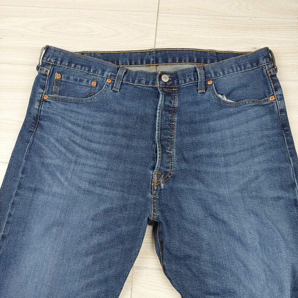 Levi's 501 Original Fit Jeans Mens 40x30 Blue Medium Wash Button‎ Fly Straight